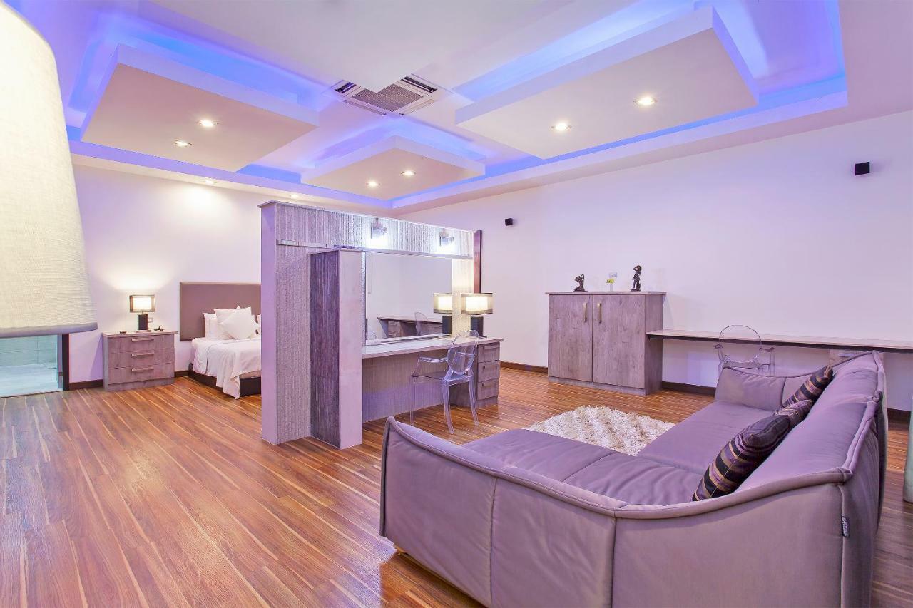 Royale Grand Villa Паттайя Экстерьер фото