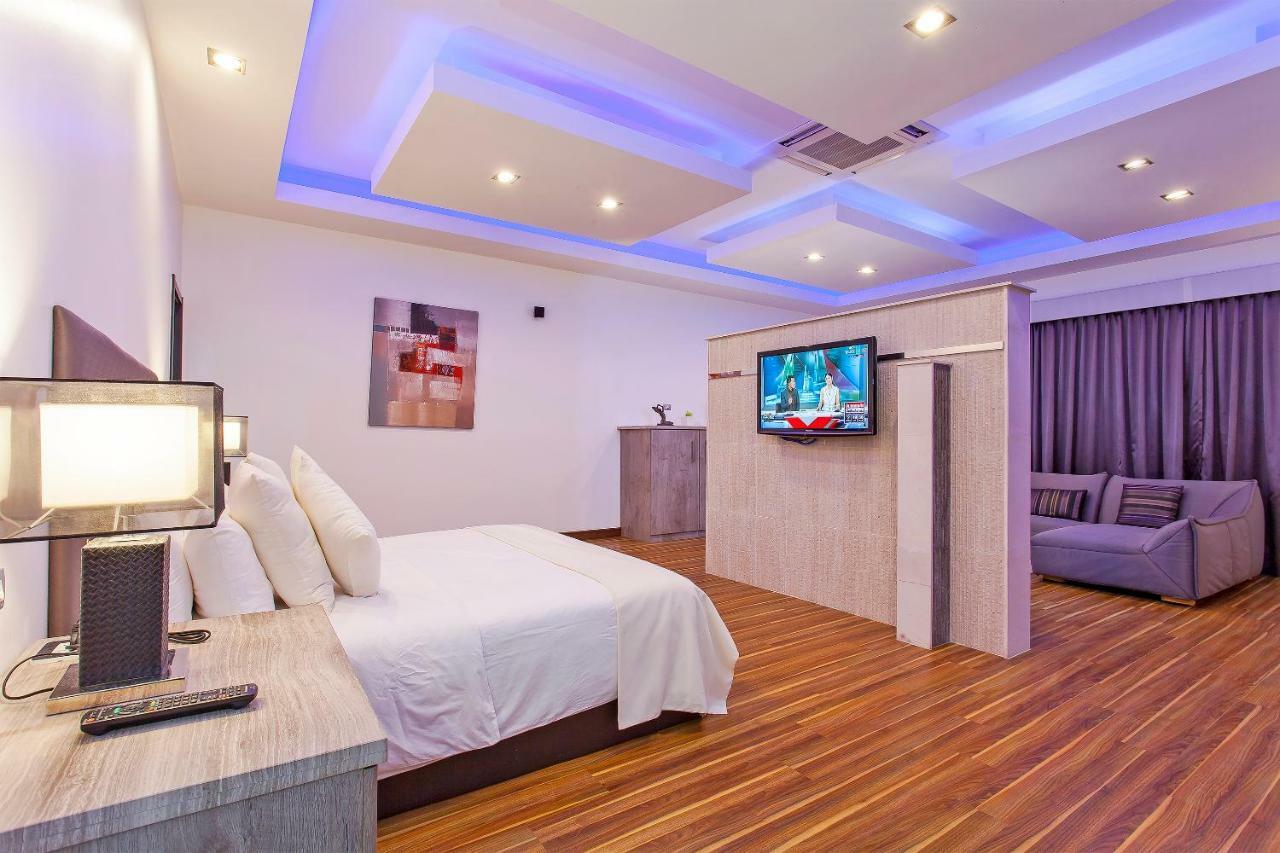 Royale Grand Villa Паттайя Экстерьер фото