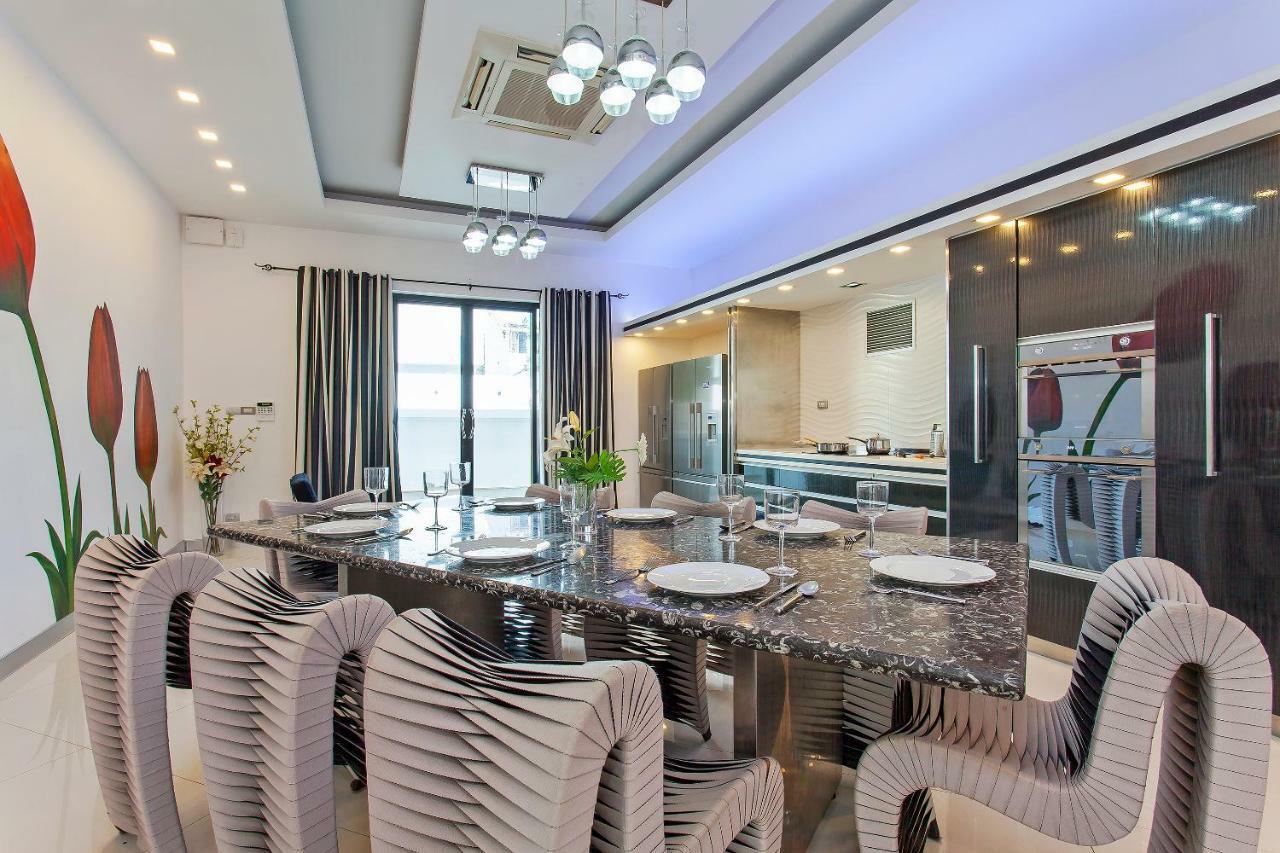 Royale Grand Villa Паттайя Экстерьер фото