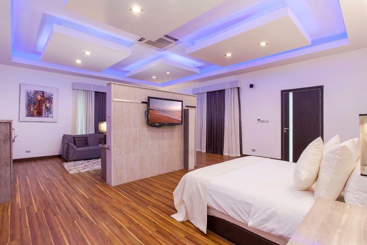 Royale Grand Villa Паттайя Экстерьер фото